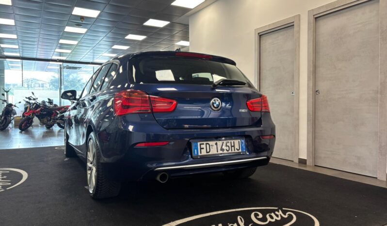 BMW SERIE 1 116I pieno