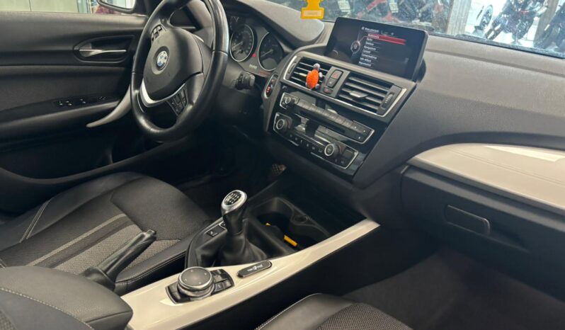 BMW SERIE 1 116I pieno