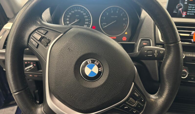 BMW SERIE 1 116I pieno