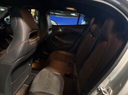 MERCEDES-BENZ GLA 200D 4 MATIC pieno