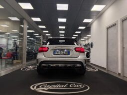 MERCEDES-BENZ GLA 200D 4 MATIC pieno