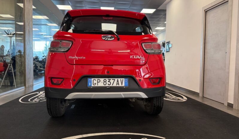 MAHINDRA KUV 100 pieno