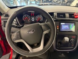 MAHINDRA KUV 100 pieno