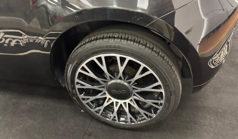 FIAT 500 1.0HYBRID pieno