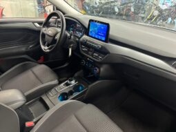FORD FOCUS STATION pieno