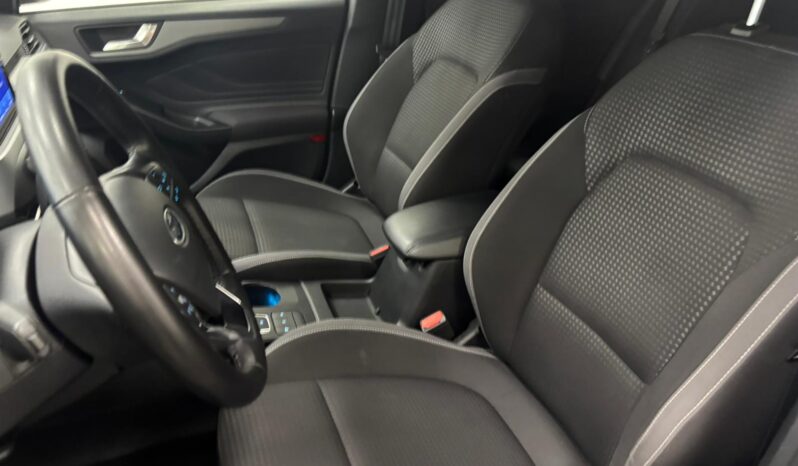 FORD FOCUS STATION pieno