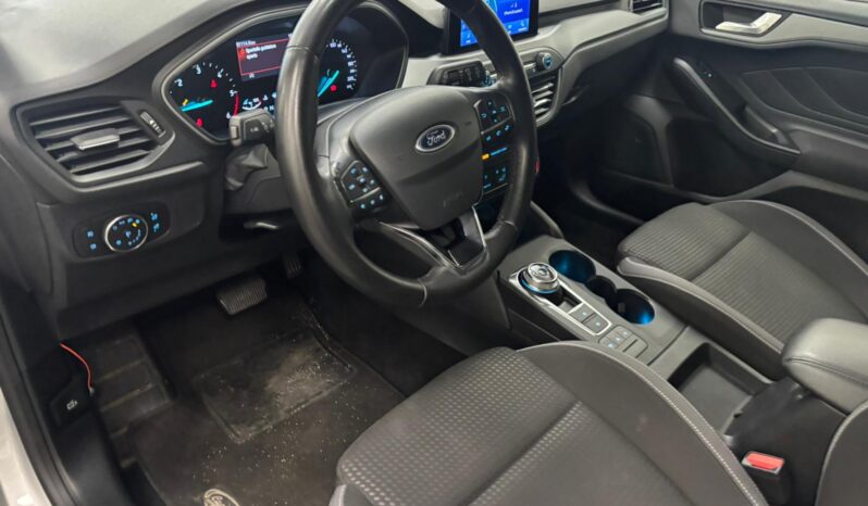FORD FOCUS STATION pieno