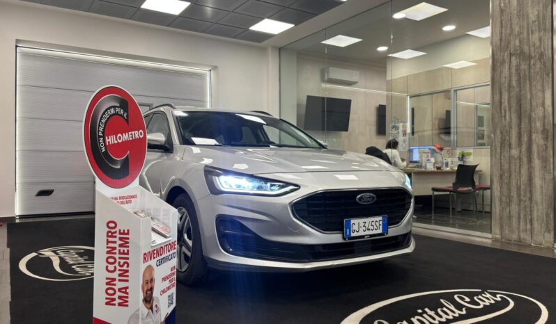 FORD FOCUS STATION pieno