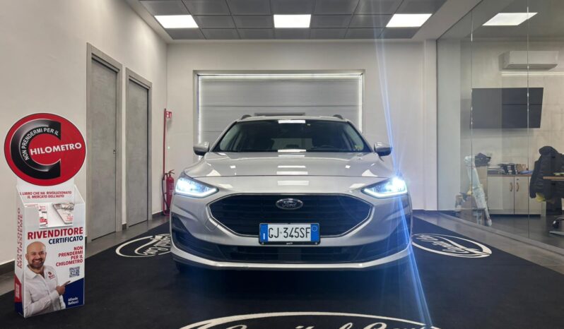 FORD FOCUS STATION pieno
