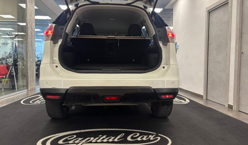 NISSAN X-TRAIL pieno