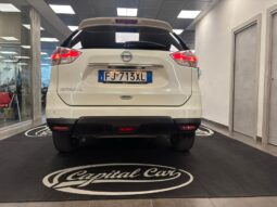 NISSAN X-TRAIL pieno