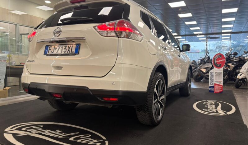 NISSAN X-TRAIL pieno