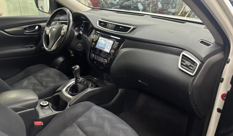 NISSAN X-TRAIL pieno
