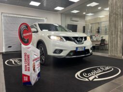 NISSAN X-TRAIL pieno