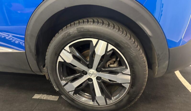 PEUGEOT 3008 pieno