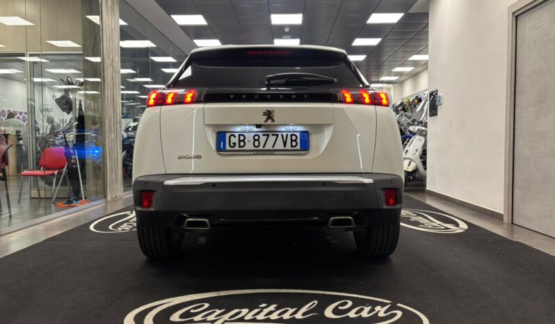 PEUGEOT 2008 pieno