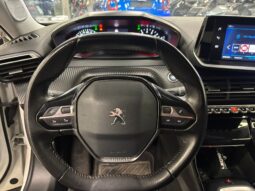PEUGEOT 2008 pieno