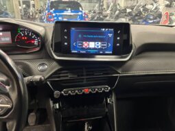 PEUGEOT 2008 pieno