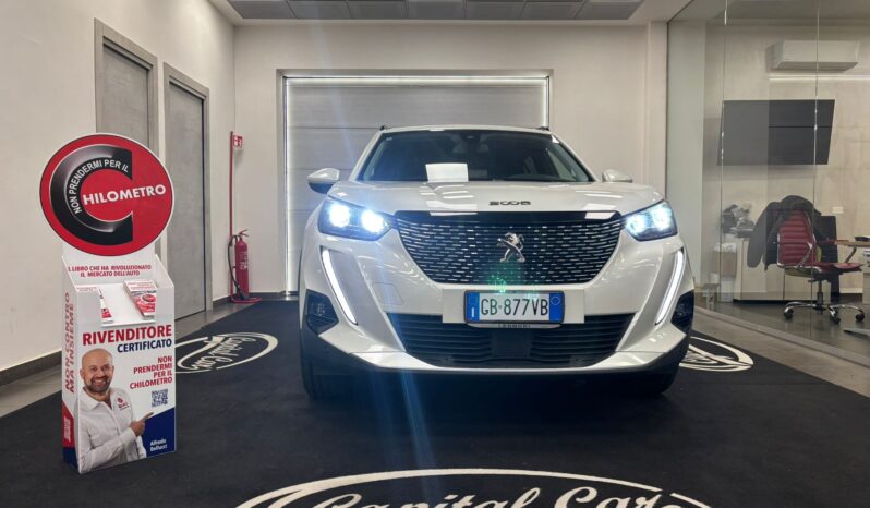 PEUGEOT 2008 pieno