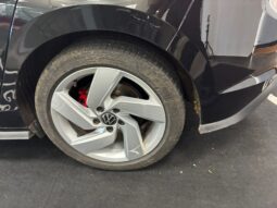 VOLKSWAGEN GOLF 8 GTD pieno