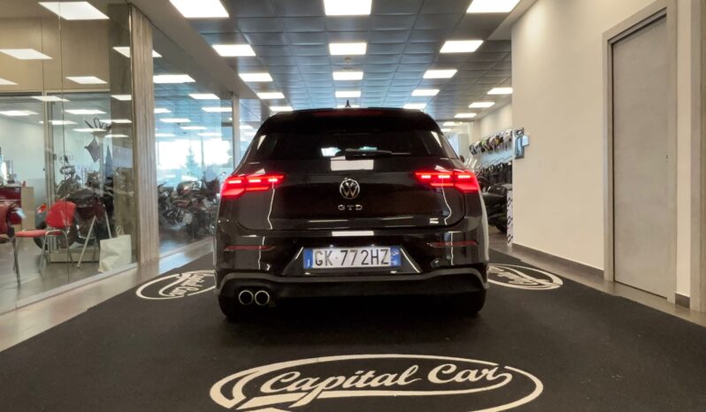 VOLKSWAGEN GOLF 8 GTD pieno