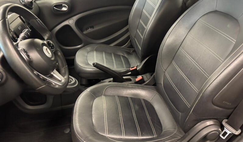 SMART FORTWO pieno