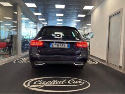 MERCEDES-BENZ C220D pieno
