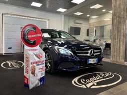 MERCEDES-BENZ C220D pieno