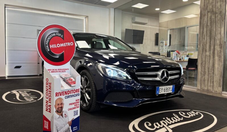 MERCEDES-BENZ C220D pieno