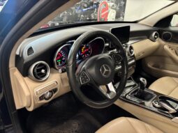 MERCEDES-BENZ C220D pieno