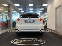 FORD FOCUS ST LINE pieno
