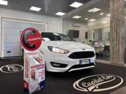FORD FOCUS ST LINE pieno