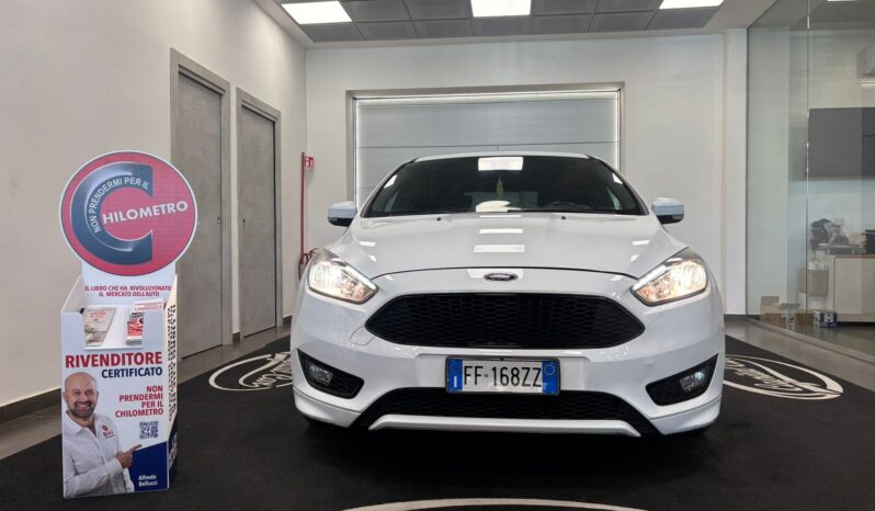 FORD FOCUS ST LINE pieno