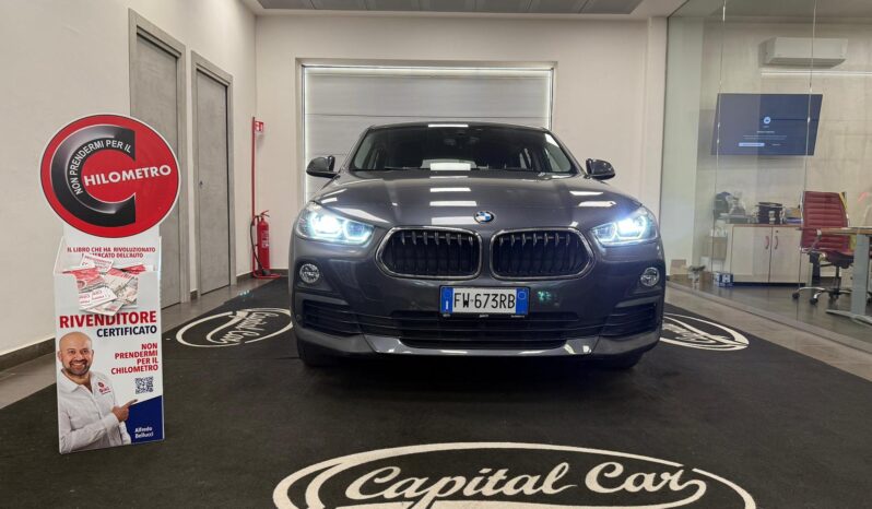 BMW X2 18D pieno