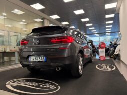 BMW X2 18D pieno