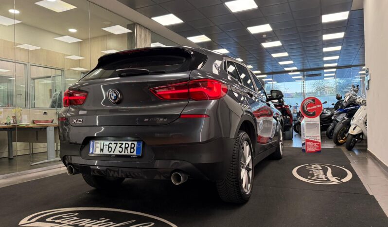 BMW X2 18D pieno