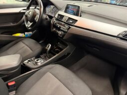 BMW X2 18D pieno