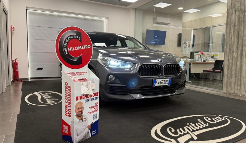BMW X2 18D pieno