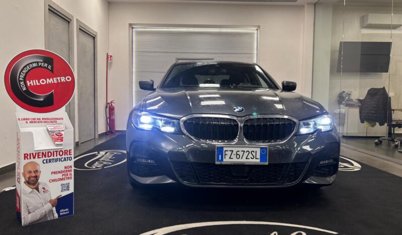 BMW 320D XDRIVE pieno