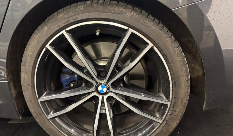 BMW 320D XDRIVE pieno