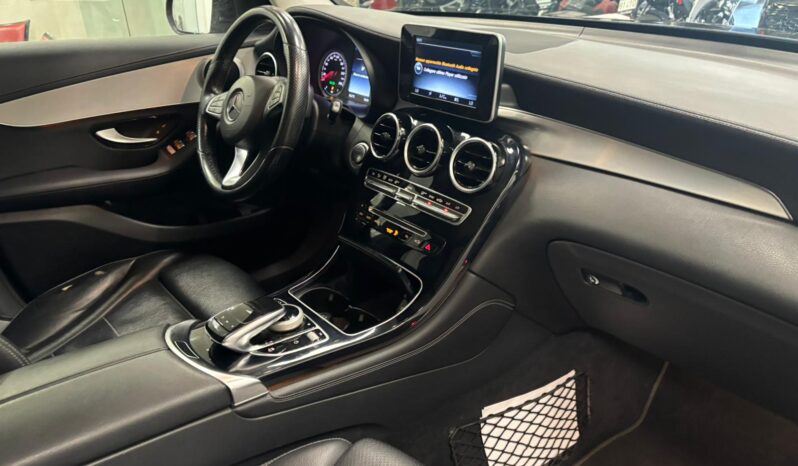 MERCEDES BENZ GLC 250D 4 MATIC pieno