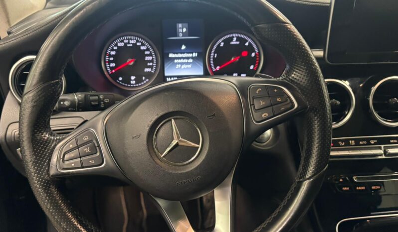 MERCEDES BENZ GLC 250D 4 MATIC pieno