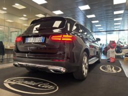 MERCEDES BENZ GLC 250D 4 MATIC pieno