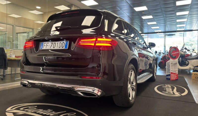 MERCEDES BENZ GLC 250D 4 MATIC pieno