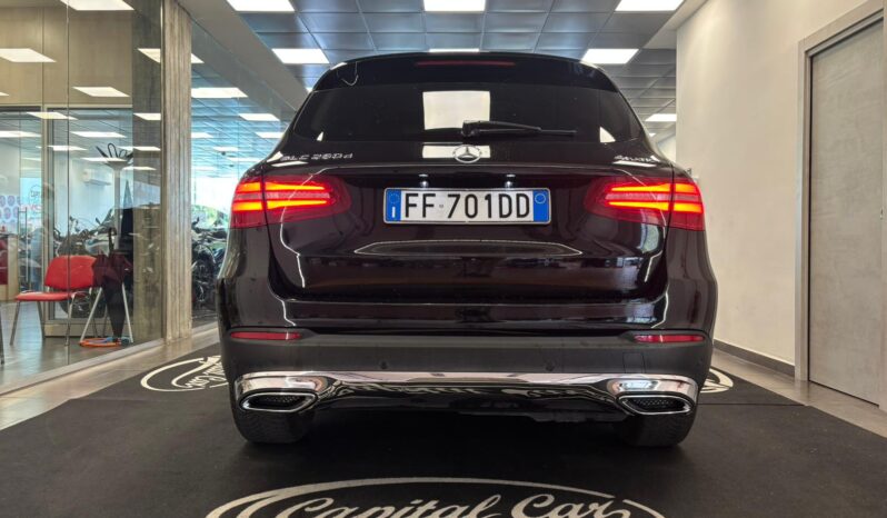 MERCEDES BENZ GLC 250D 4 MATIC pieno