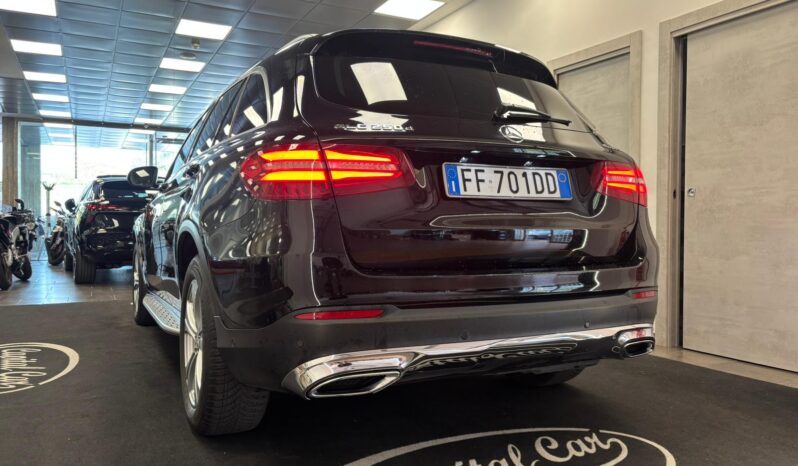 MERCEDES BENZ GLC 250D 4 MATIC pieno