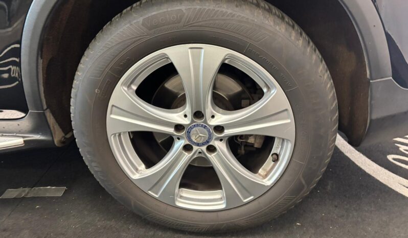 MERCEDES BENZ GLC 250D 4 MATIC pieno
