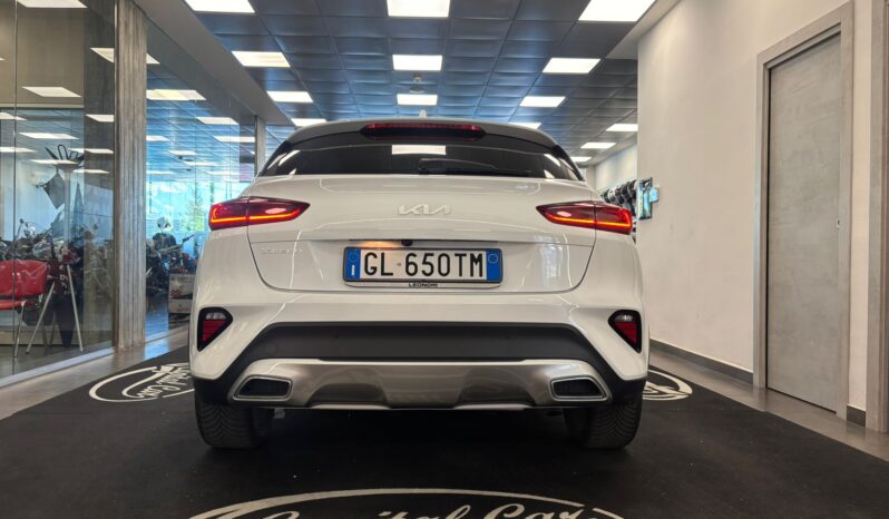 KIA XCEED pieno