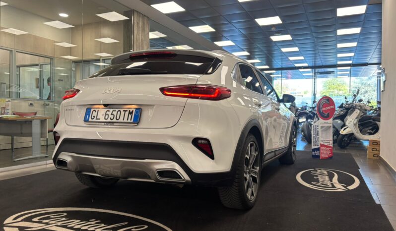 KIA XCEED pieno