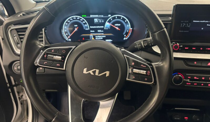 KIA XCEED pieno